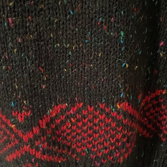 Vintage Catamount Trail Black and Red Cowl Turtleneck Sweater - Picture 4 of 4